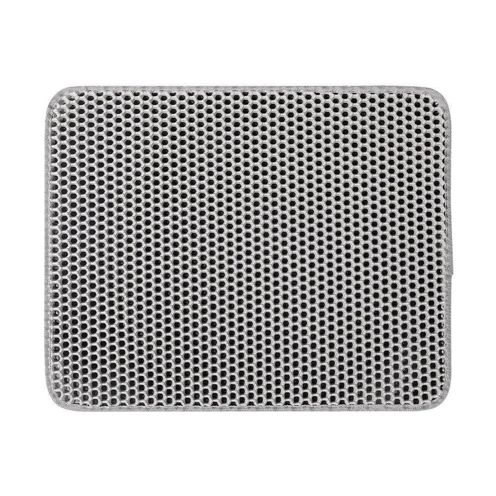 Cat litter mat collects scattered cat litter